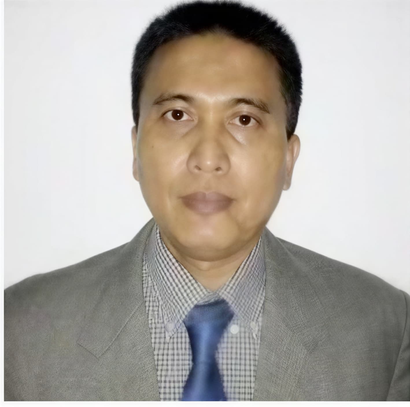 Romi Hendra